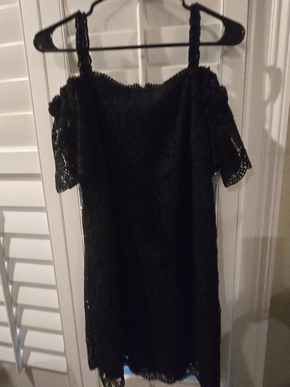 Whitw House Black Markey Black Lace Off-Shoulder Dress - Picture 1 of 2